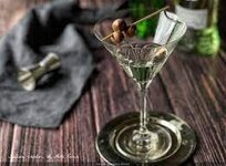 Cocktail: Trockener Martini - SIZILIANER KREATIV IN DER KÜCHE