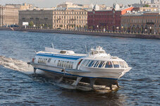 hydrofoil-boat-in-st-petersburg-russia.jpg