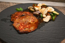 Zeller-Steak-0202-1.jpg