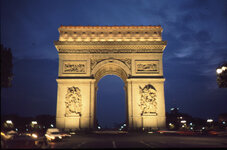 18-Image081 Arc de Triomphe.jpg